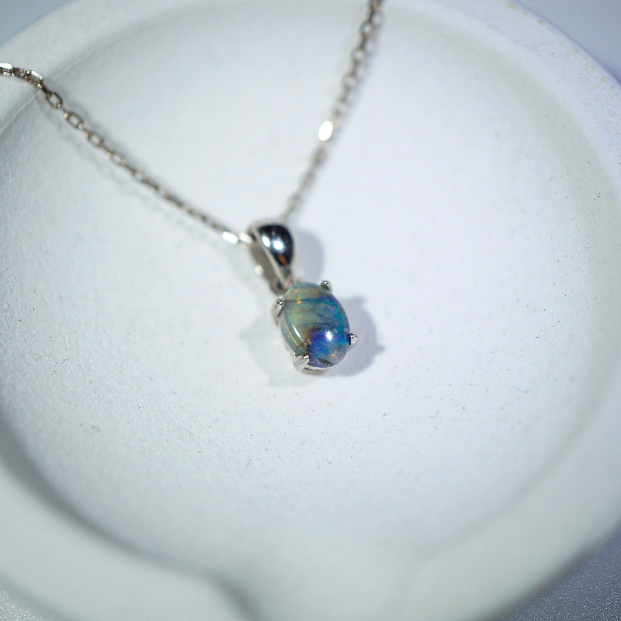 Oval Crystal Opal Sterling Silver Pendant,&nbsp; Mined from Coober Pedy, Australia